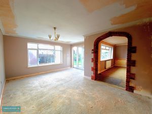 Dining/Family Room- click for photo gallery